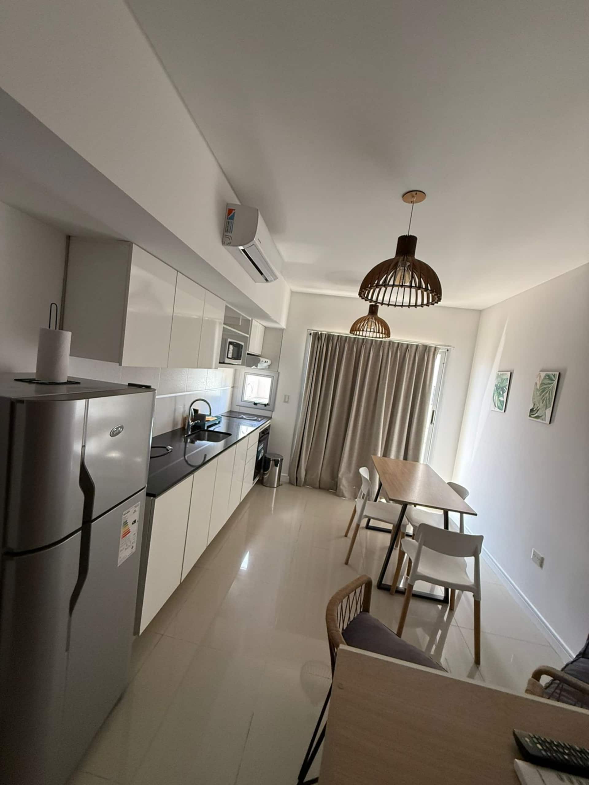 Incredible apartment with balcony and grill. 1402
