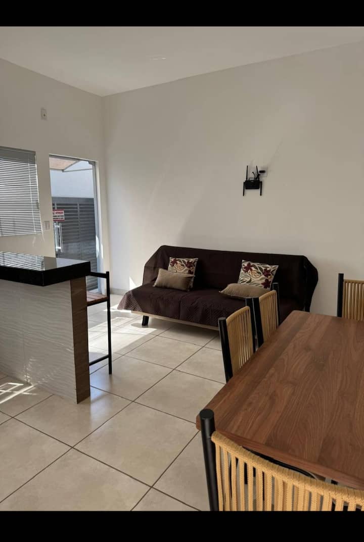 Casa L Em Sete Lagoas - Até 7 Pessoas/preço Justo. - Sete Lagoas