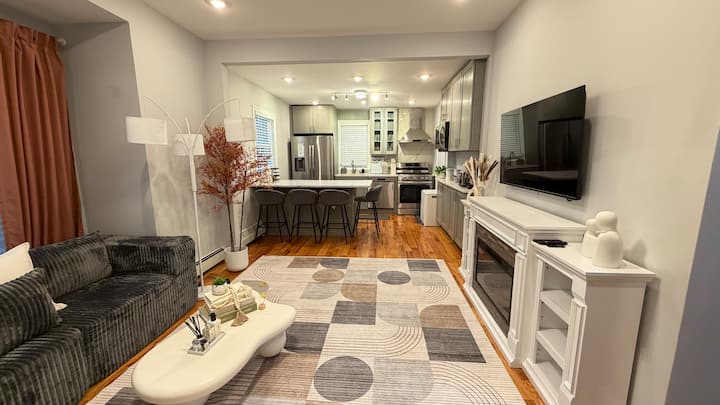 Chic & Cozy Private Room * 25 Min To Manhattan!* - New Jersey