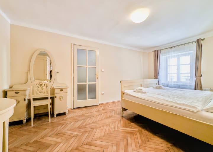 Apartments Kájovská 63 - Apartment 4 Creamy - 契斯基庫倫隆