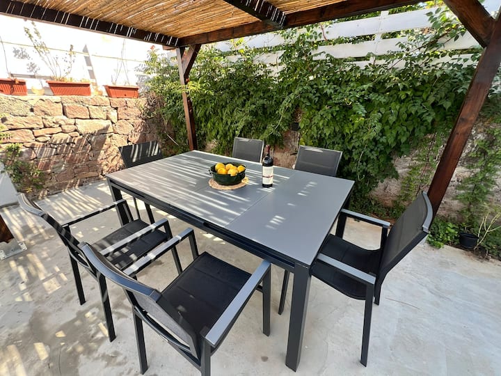 Casa Indipendente A Piscinas - Sant'Anna Arresi