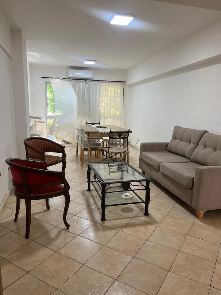 Departamento de 3 ambientes en San Isidro Centro
