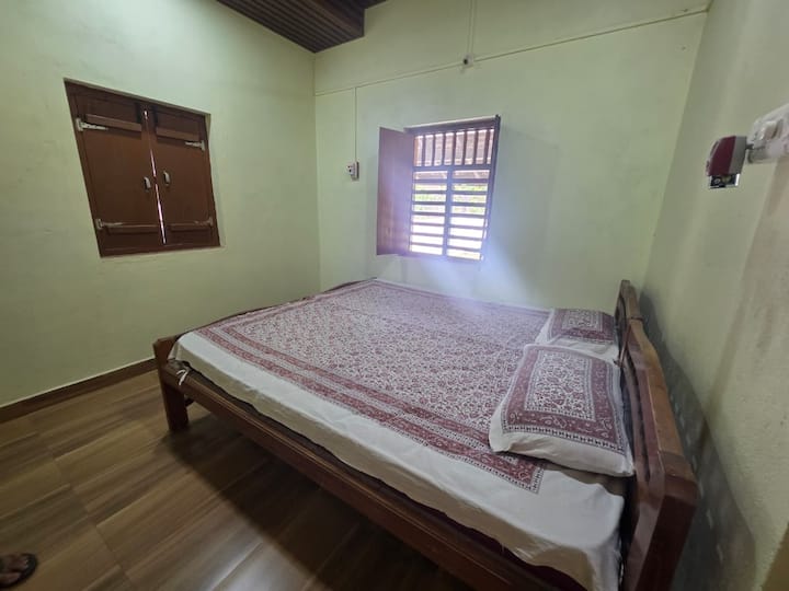Shanti Niketan - Karwar