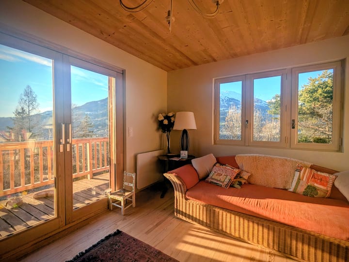Chalet Refait à Neuf - 3000m2 De Terrain - Piscine - Embrun