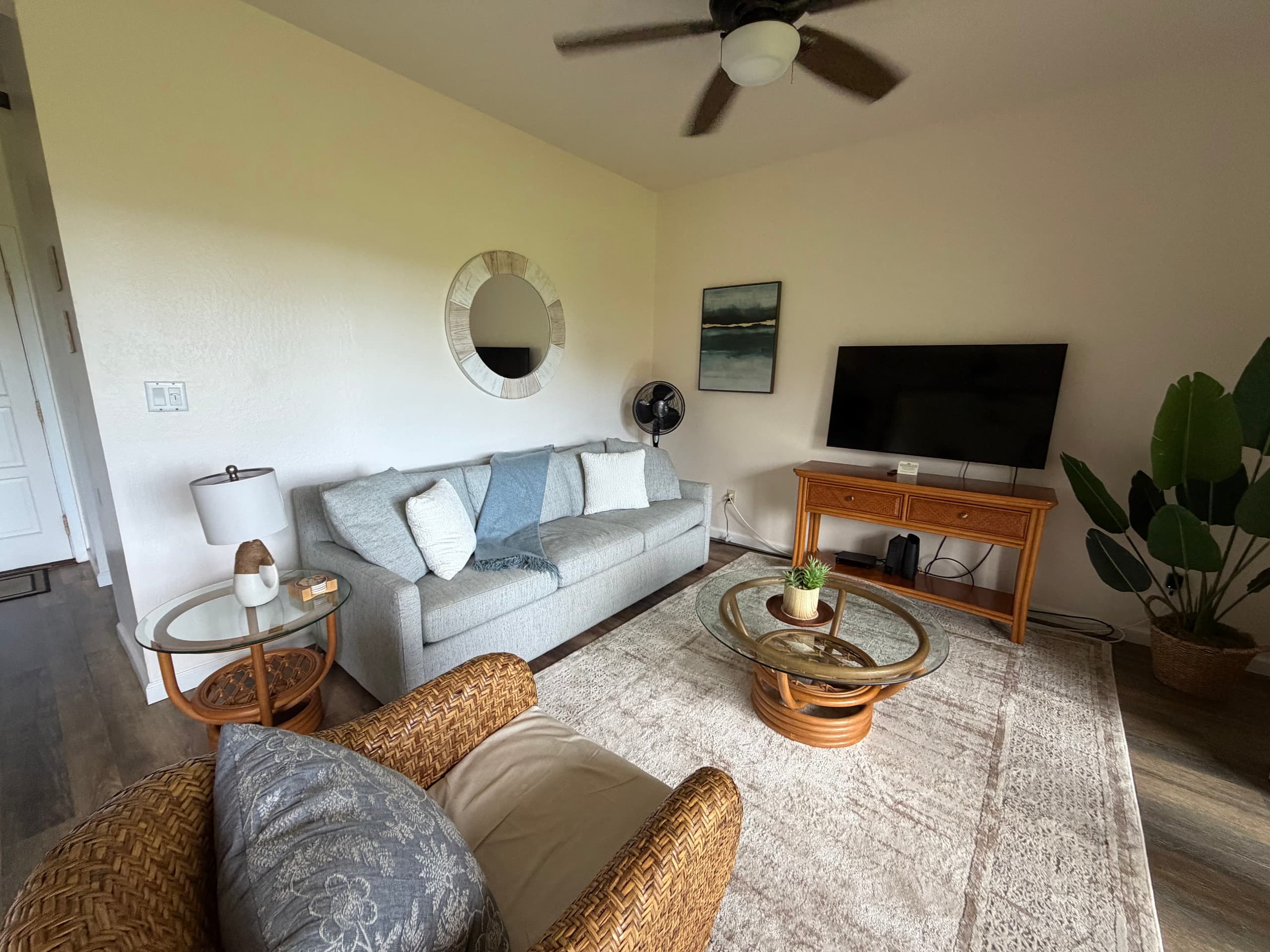 Condo in Lihue · ★5.0 · 1 bedroom · 2 beds · 1 bath - Image 2