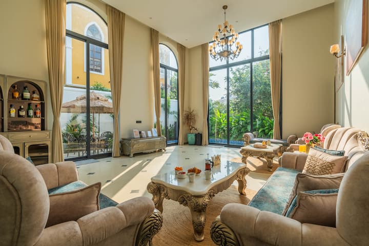 Living room image 6