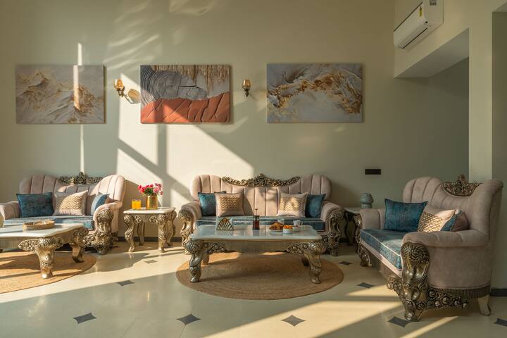 Living room image 2