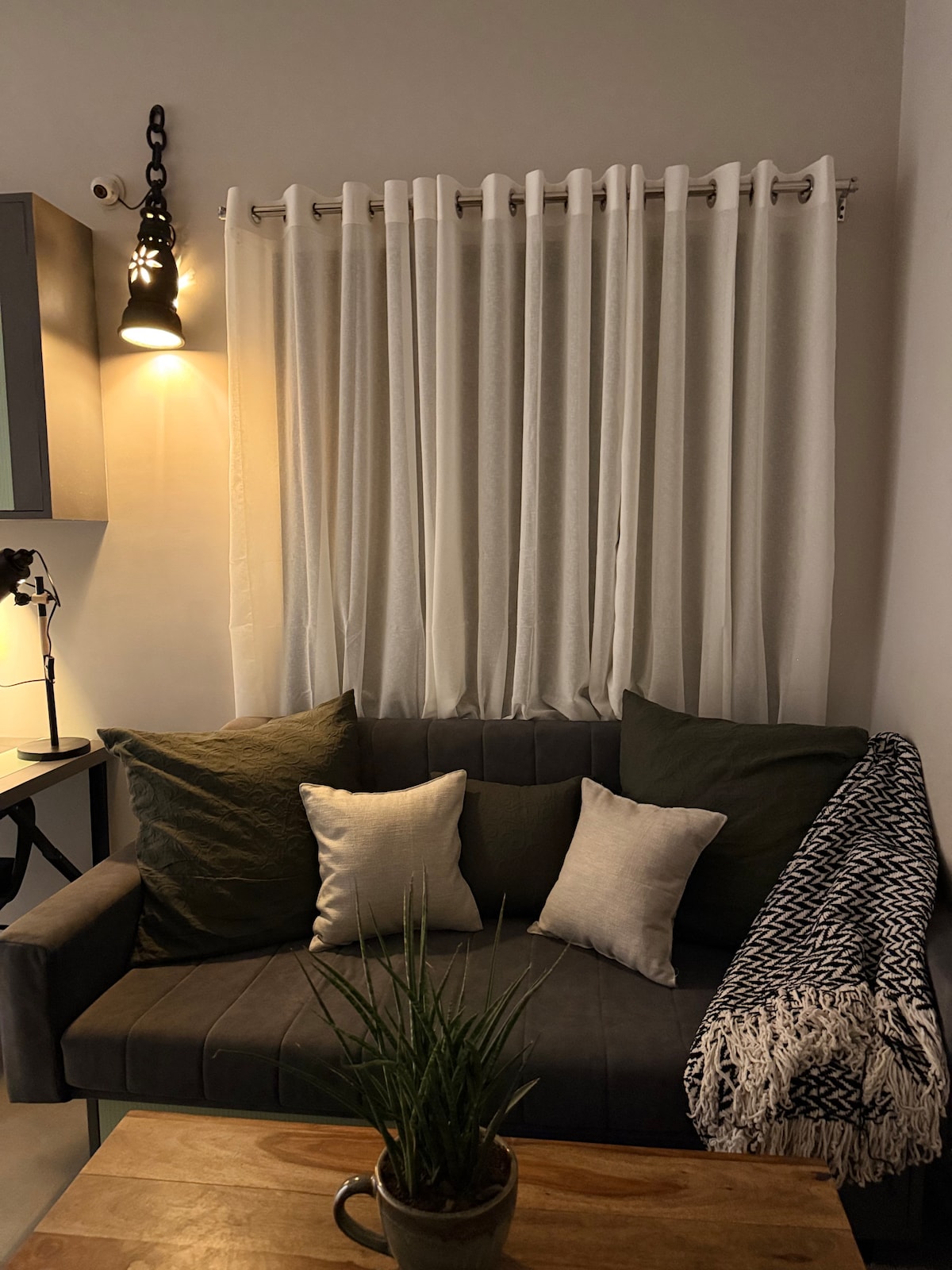 Cozy Foresta | Calm & Central 1BHK Homestay - Flats for Rent in