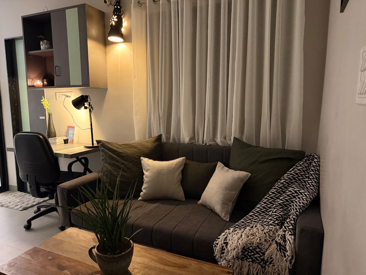 Cozy Foresta | Calm & Central 1BHK Homestay - Flats for Rent in