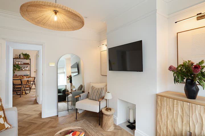 The Olive House | Calm Retreat By Sea & New Forest - Bournemouth