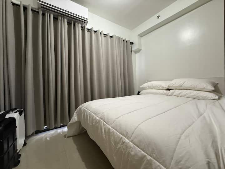 Executive 1br Family Suites- Free Parking - Philippines