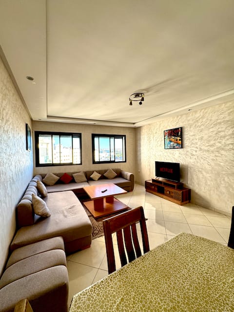 Top Airbnb: Cozy furnished studio near amenities in Arrondissement D'al Fida مقاطعة الفداء