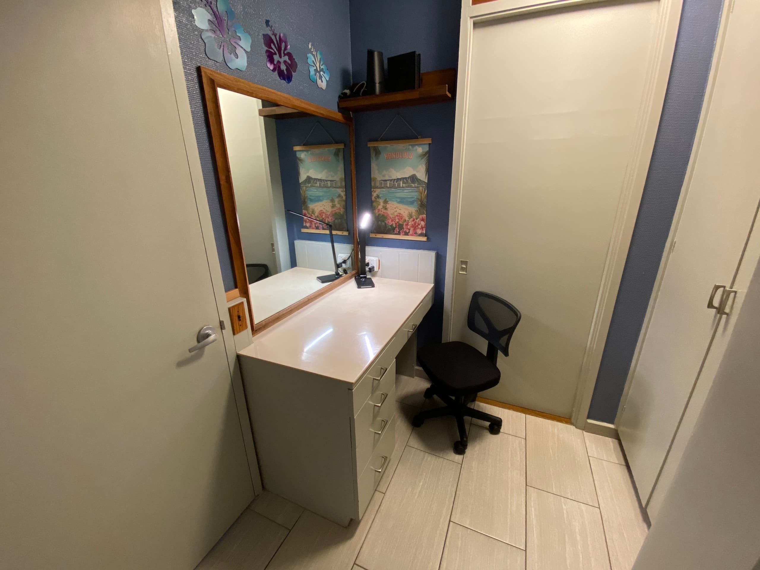 Wakiki condo near beach, kitchen, pool, sleeps 8 - Image 61