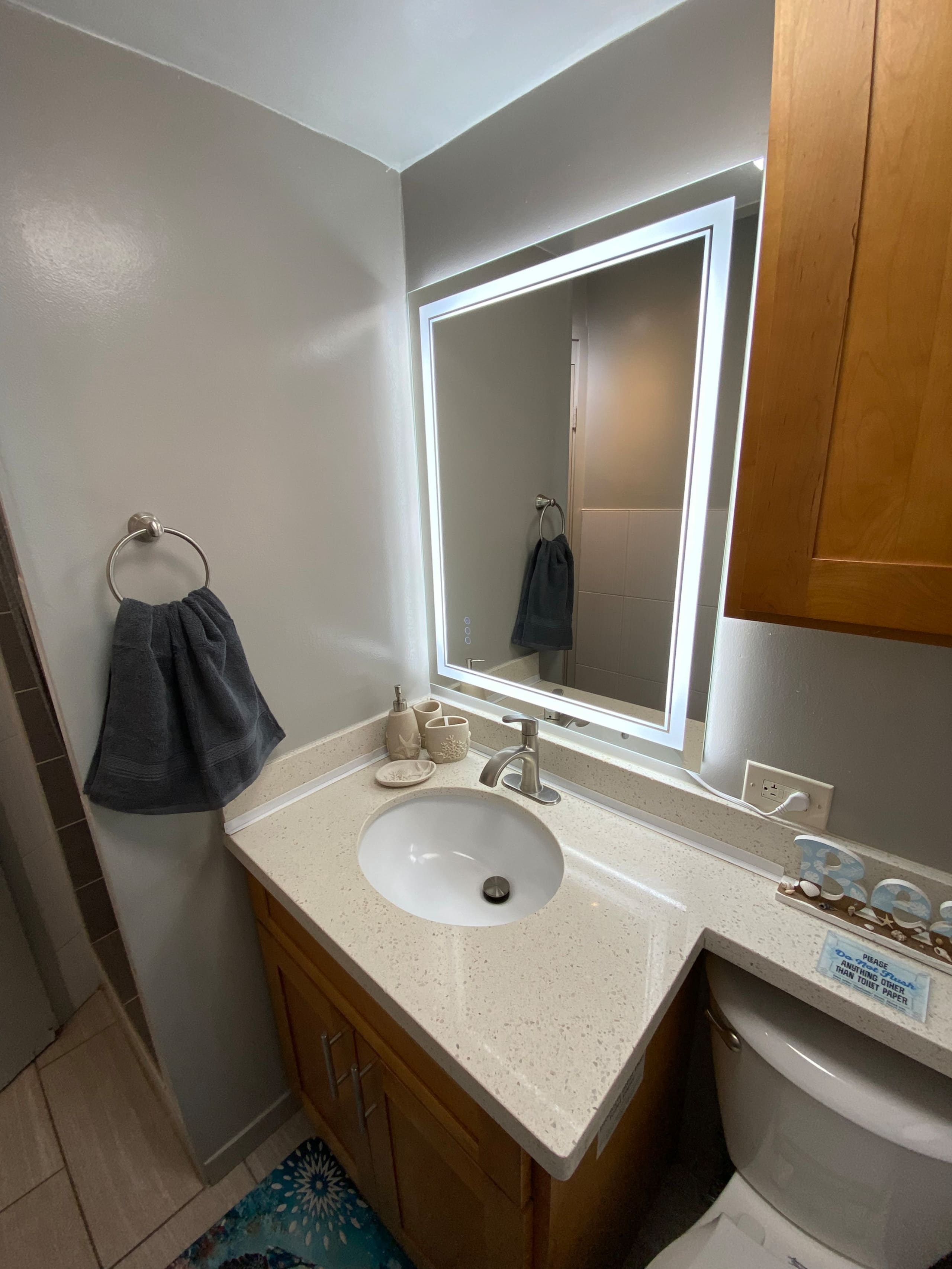 Wakiki condo near beach, kitchen, pool, sleeps 8 - Image 50