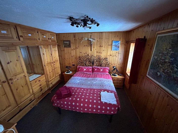 chambre double au rez-de-chaussée