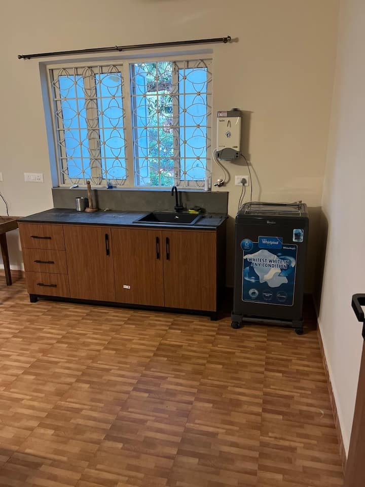 Full kitchen image 3