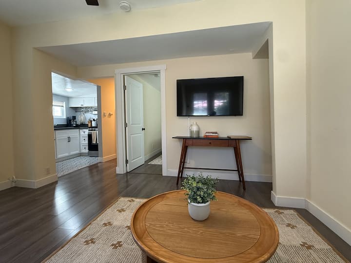 Cozy Bungalow Minutes From Downtown Pasadena - Pasadena