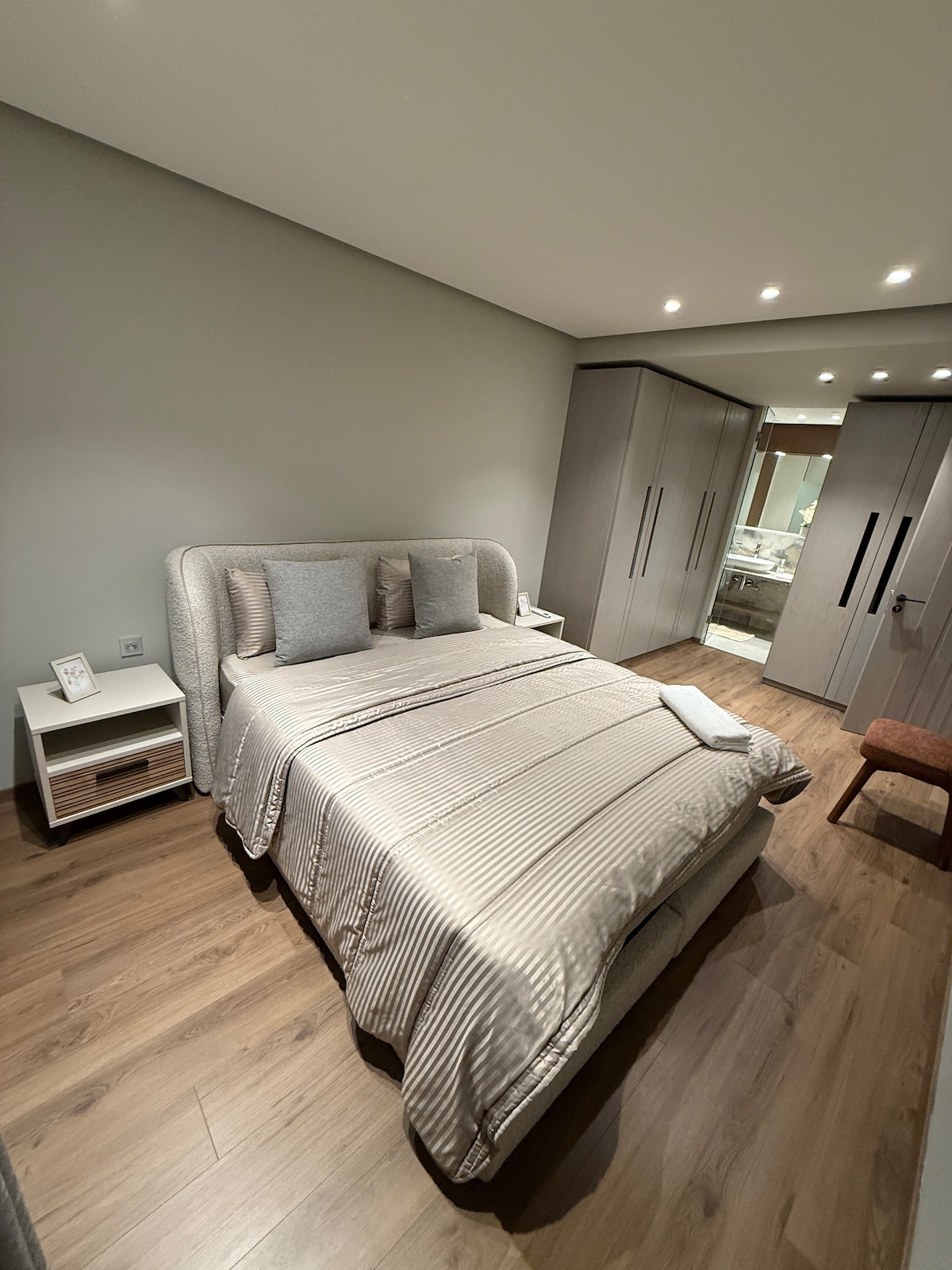 Condo in Casablanca  50  2 bedrooms  2 beds  2 baths - image 3