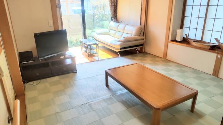 民泊わらび　広々61㎡
駅近６分川越まで2駅8分
1階まるごと独立快適空間
ファミリー出張組大歓迎 - Kawagoe