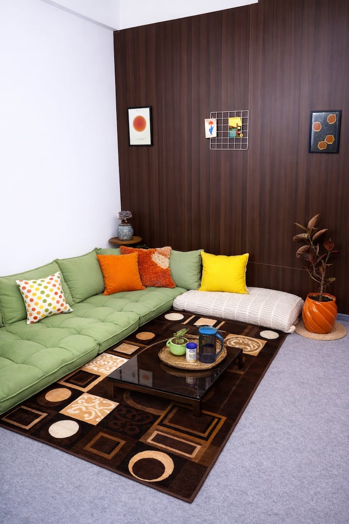1bhk Riverside Stay| Balcony | Private Ghat Access - Rishikesh