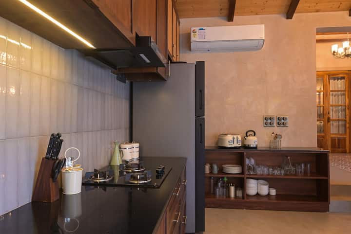 Full kitchen image 5