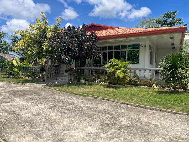 Casa Maria Guest House - San Remigio