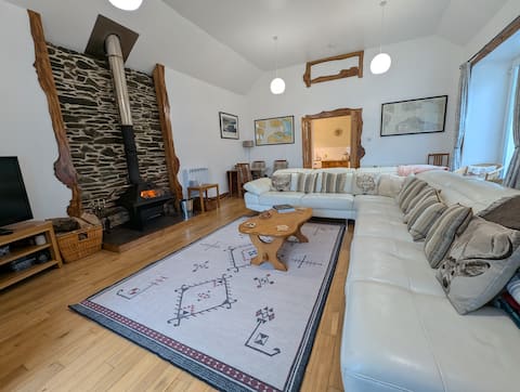 Popular Airbnb listing: Cosy farmhouse annex in Dunoon And Kilmun