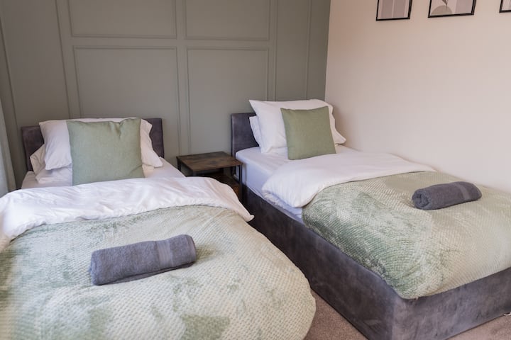 غرفة النوم 2