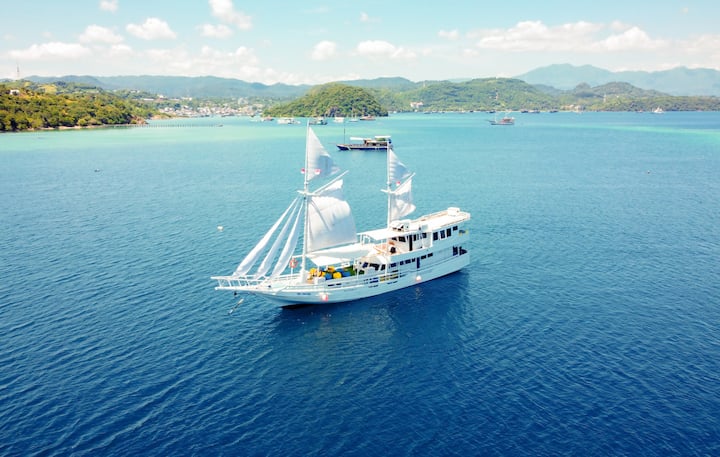 Giona Liveaboard - Komodo Liveaboard - Labuan Bajo