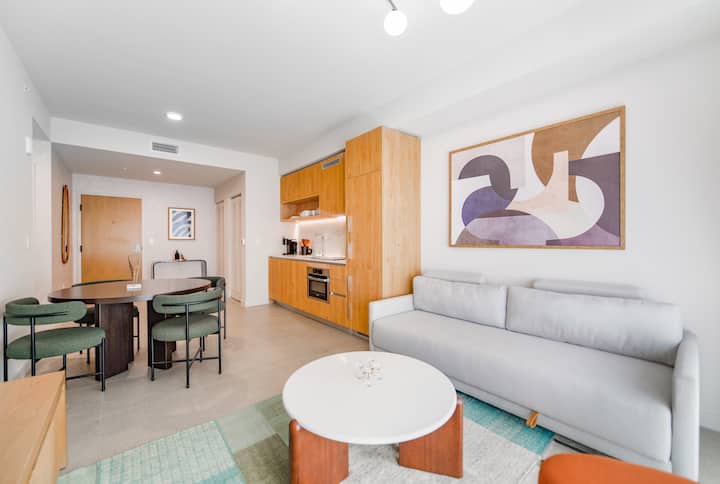 Crosby Miami Luxury 1br & Sofa Bed, Downtown Miami - Miami, FL