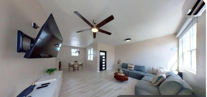 3 Bedroom/2 Bathroom 1 Block From The Beach - Puerto Rico