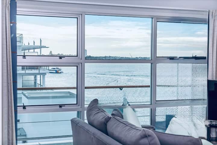 Akw New Opal Apartment On Water. - Auckland