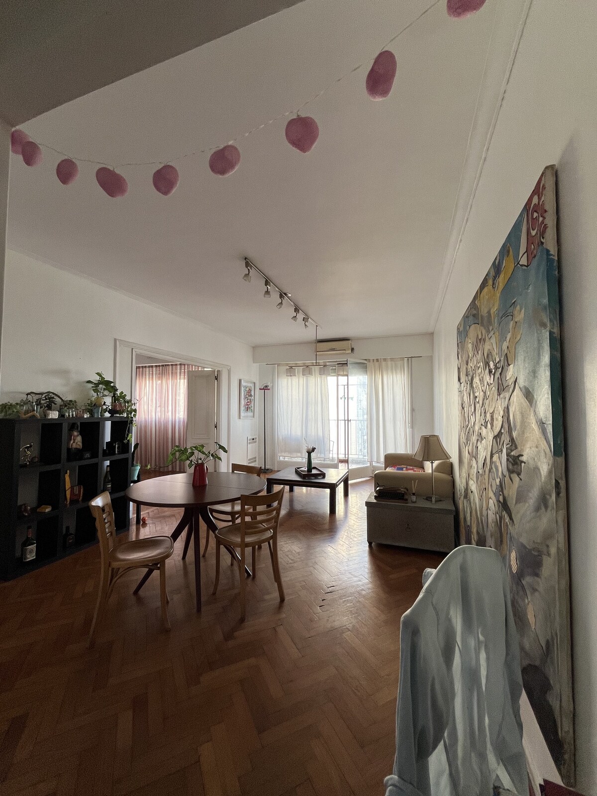Departamento de 3 dormitorios con balcón en Constitución