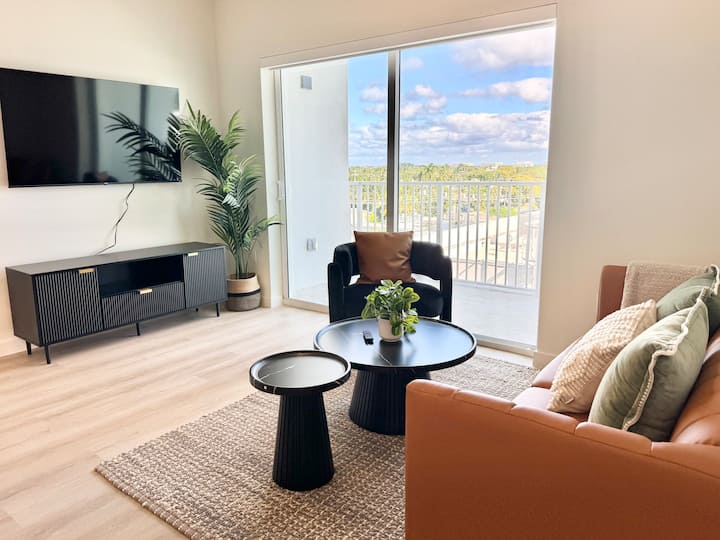 Luxury & Modern 2bed/1bath Close To The Beach- Gym - Lake Worth, FL