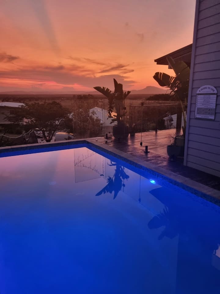Coastal Palms - Pool, Views, Pet Friendly. - Coolum Beach