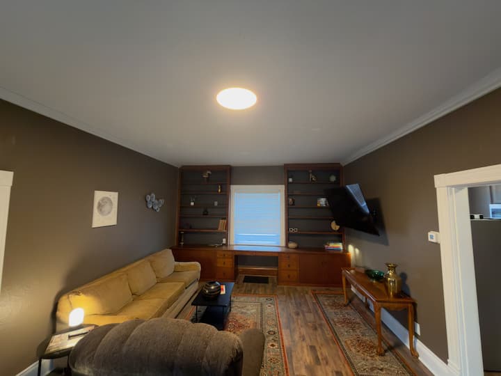 The White Egret Of Lake Ave 3br/1ba Downtown Fw - Fort Wayne, IN