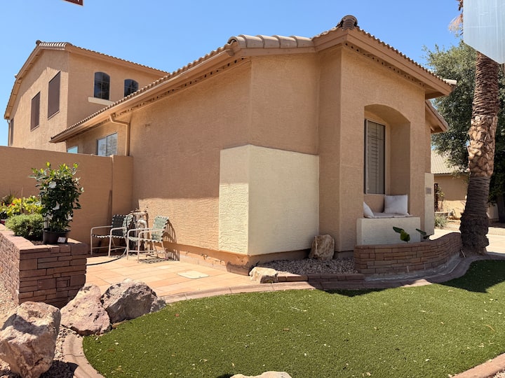 Private Dog-friendly Classy Casita @Downtown&parks - Chandler, AZ