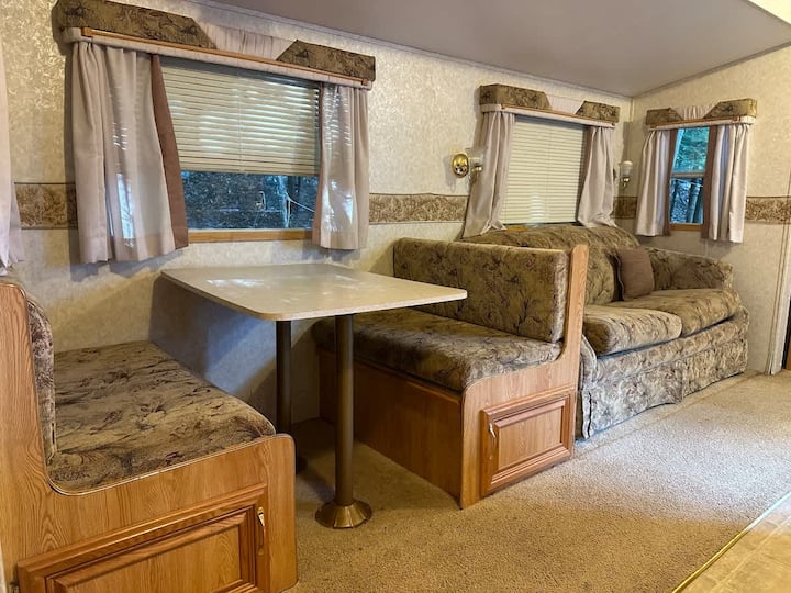 Mill Lake Private Rv Resort | 27-bdr - Parry Sound