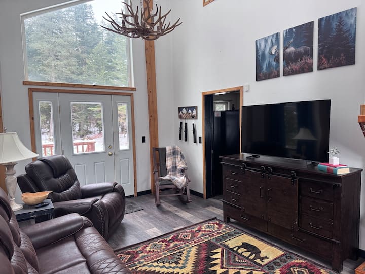 Hilltop Hideaway~ Seclusion In The Last Frontier - Seward, AK