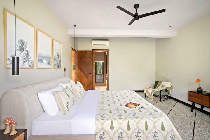 Bedroom 3 image 2