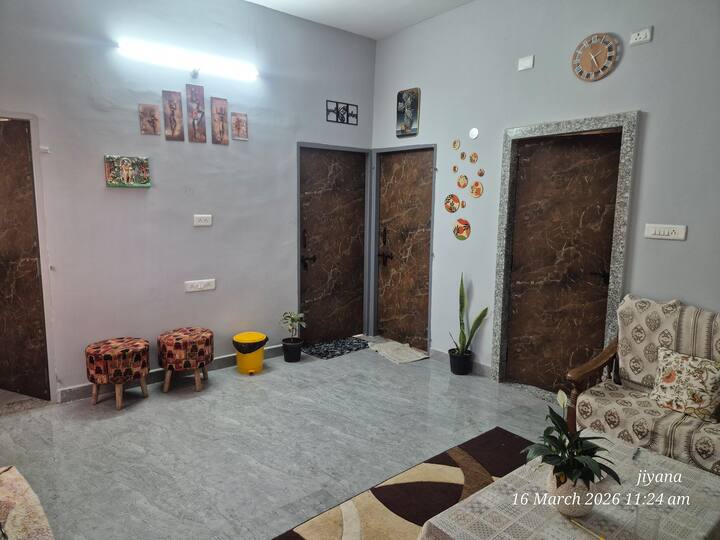 2bhk Near Effotel By Sayaji Hoshangabad Road - Bhopal