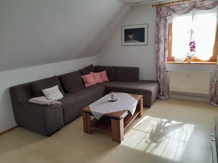 Ruhige 2 1/2 Zimmer-wohnung In Niederroth - Dachau