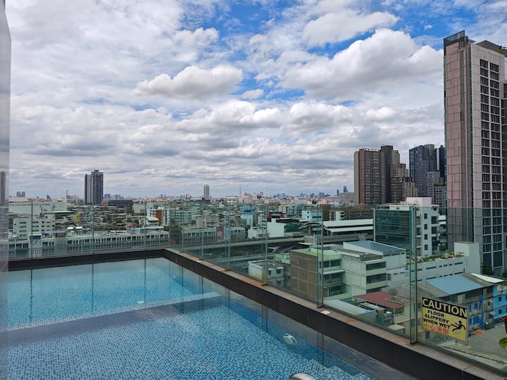 Modern Condo/pool&gym/bts 2min - Thailand