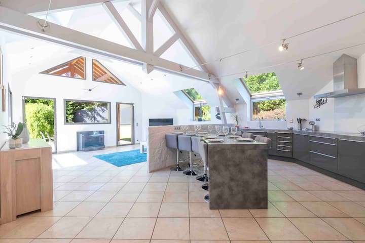 Maison Idéale Pour 10 Pers. Avec Piscine Chauffée - Lac d'Aiguebelette