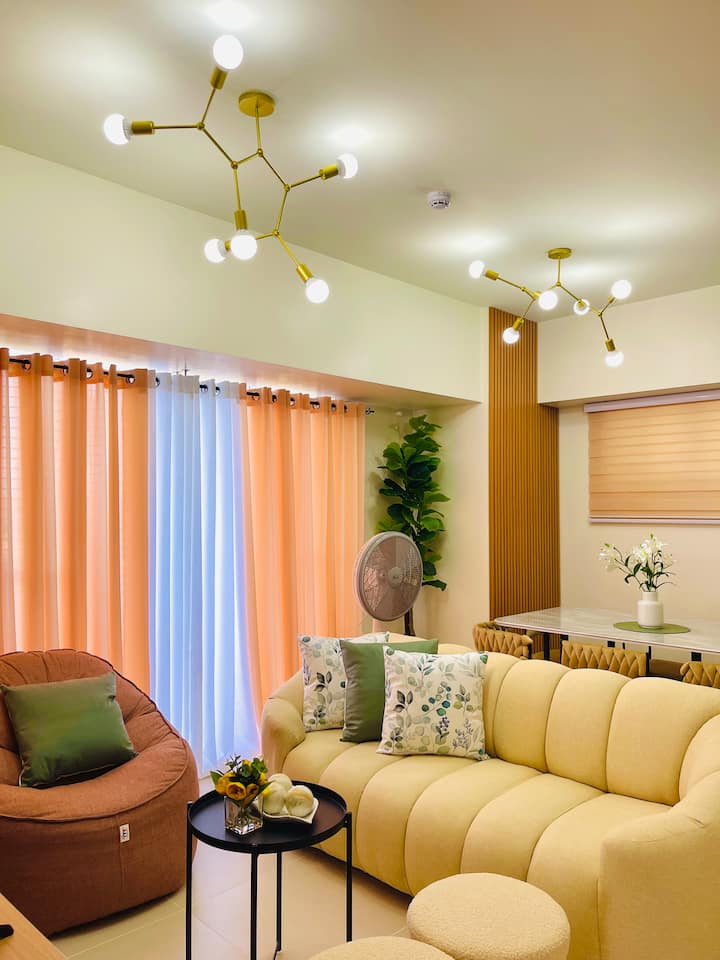 Skylinenook 3br Suite Near Solaire North|karaoke - Quezon City