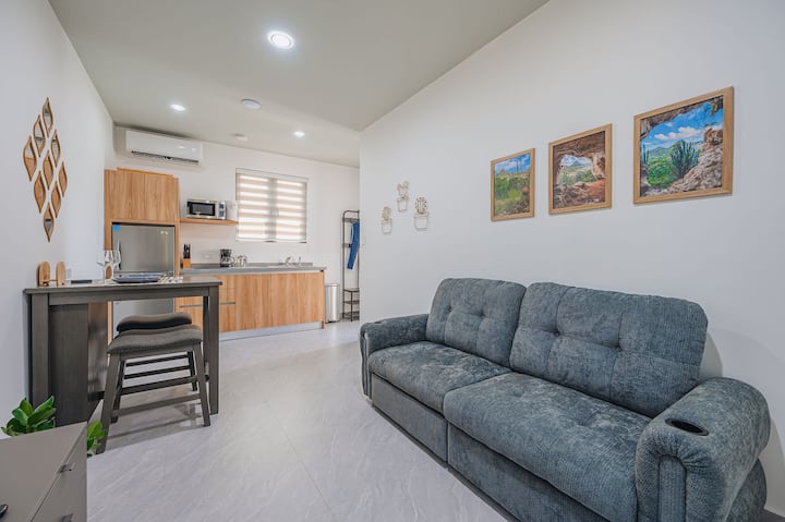 Romantic Suite W/ Heated Pool, 2m Arikok, 3 People - Aruba