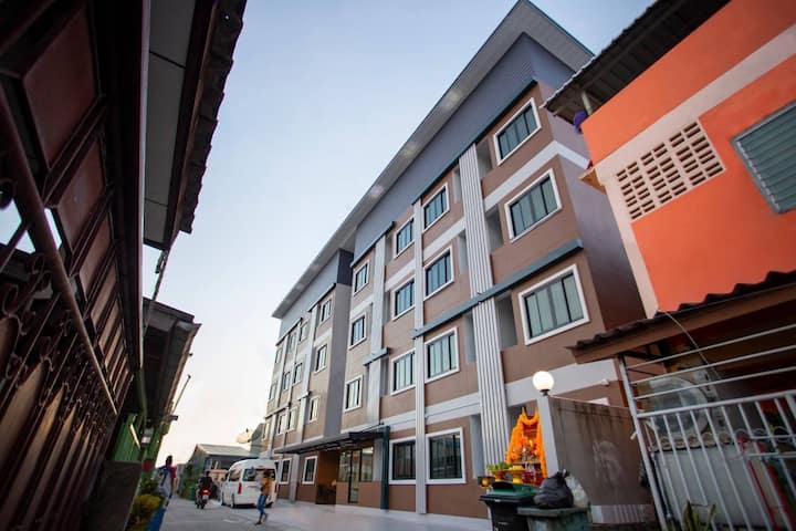 Tp Residence - Bangkok