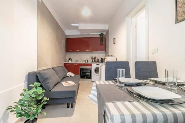 Charme Apartment - Bari City Center - Bari