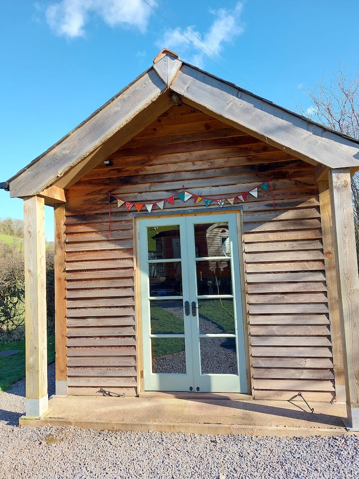 The Glamping Pod, With Hot Tub, Dog Friendly - Devon