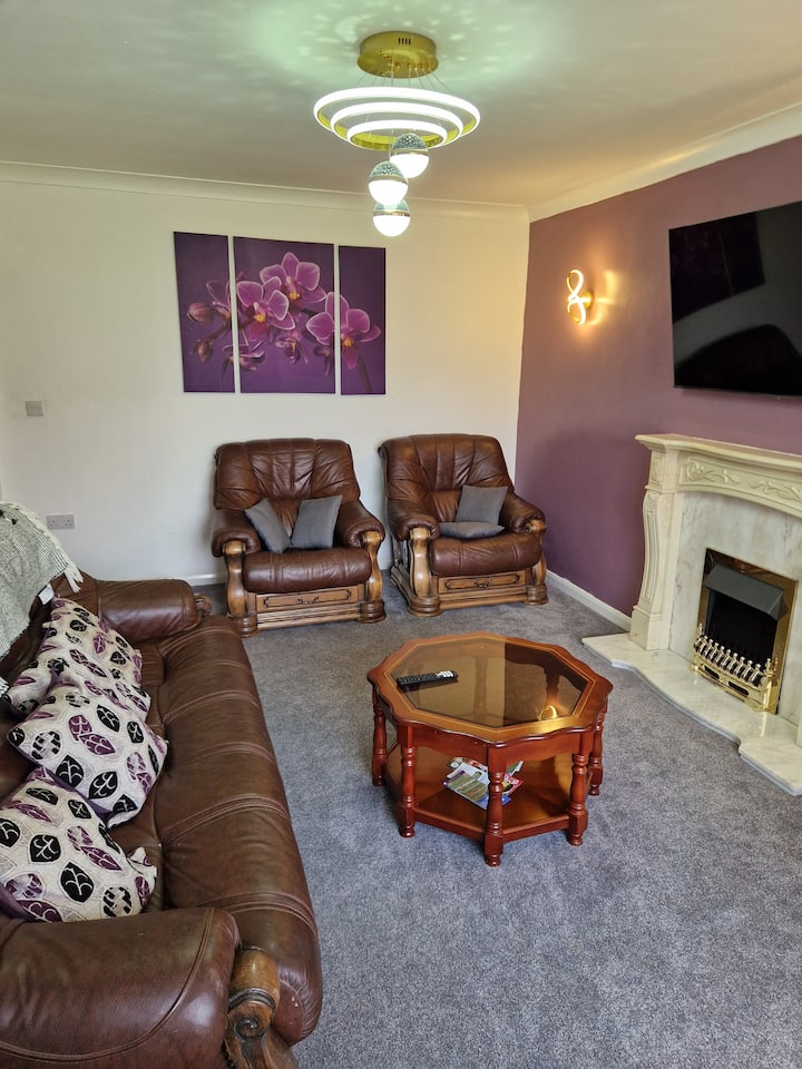 Comfortable Batley Base For West Yorkshire - Mirfield